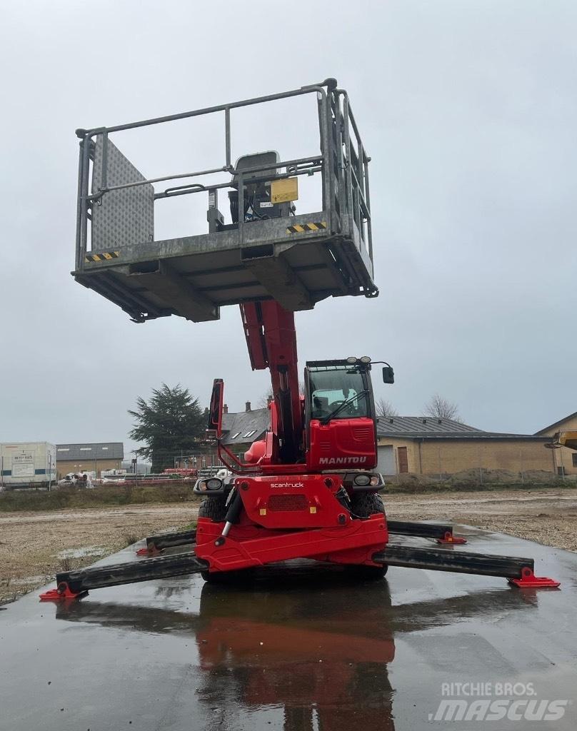 Manitou MRT 3050+ Телескопични товарачи