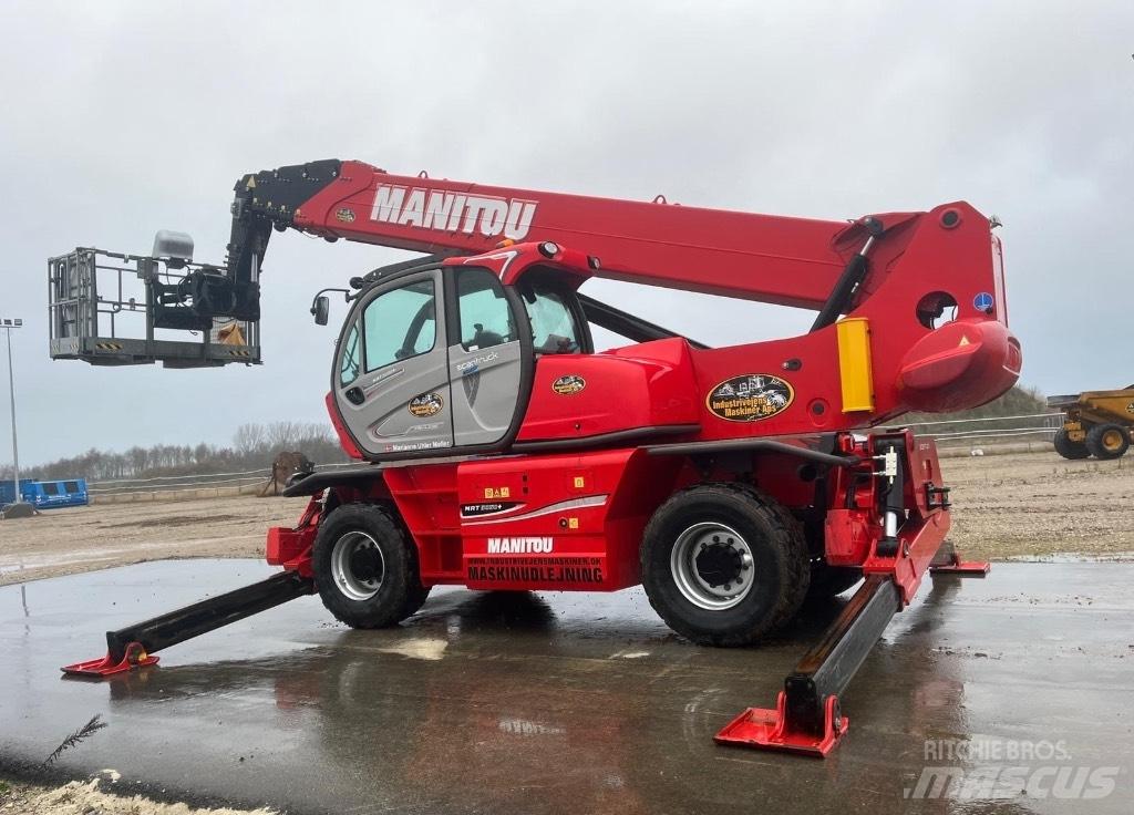Manitou MRT 3050+ Телескопични товарачи