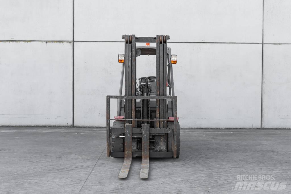 Manitou MI 30 D Дизелови камиони