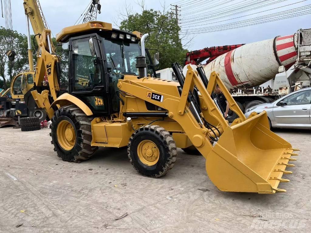 JCB 3 CX Товарач със заден ексватор