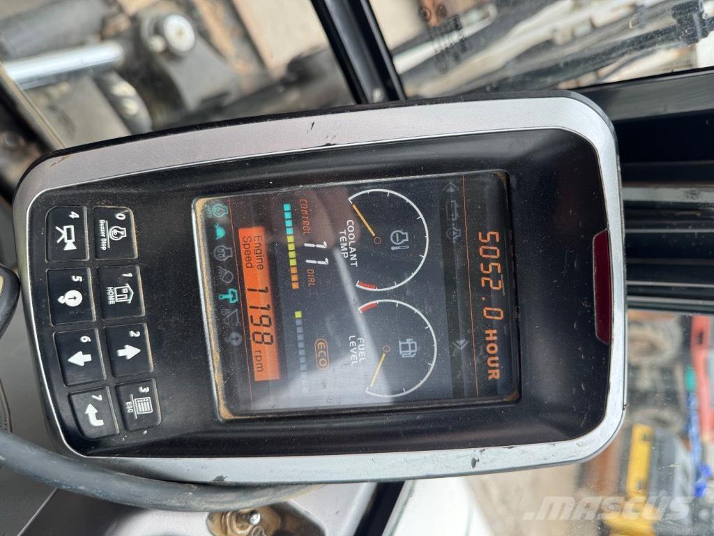 Bobcat E85 (14756) Средни екскаватори 7т - 12т