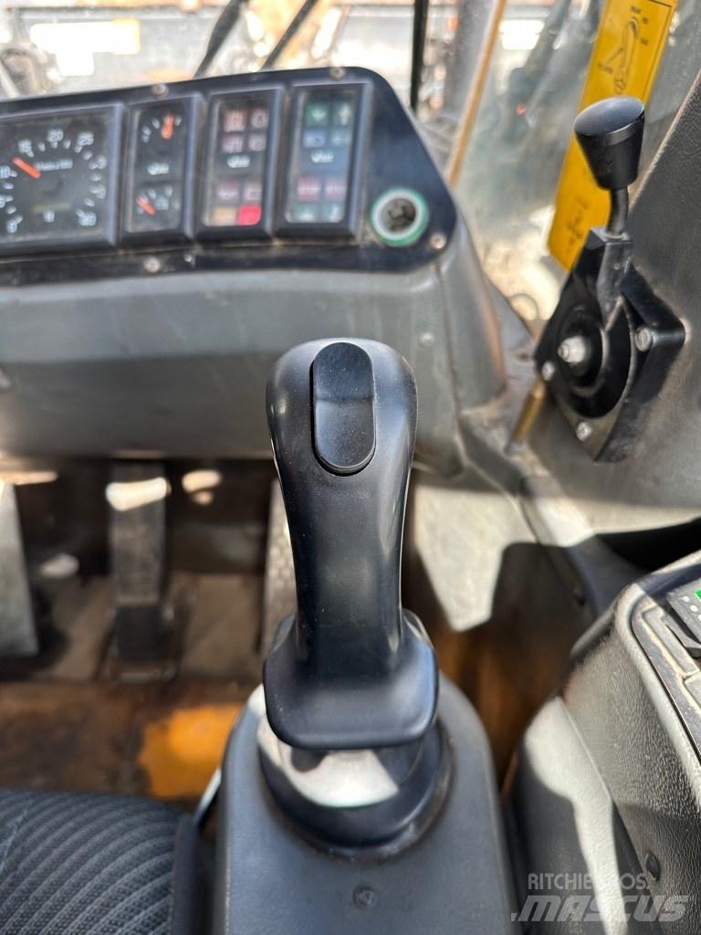 Wille 455 B Комунални съоражения