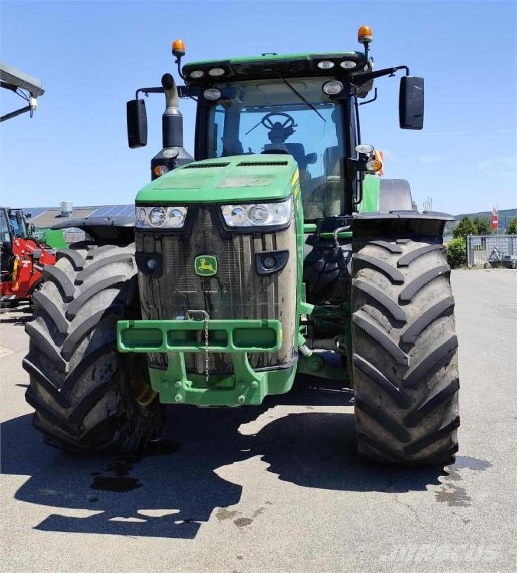 John Deere 8370 R Трактори