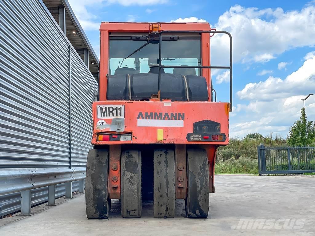 Ammann AP 240 Пневматични гумени  ролки
