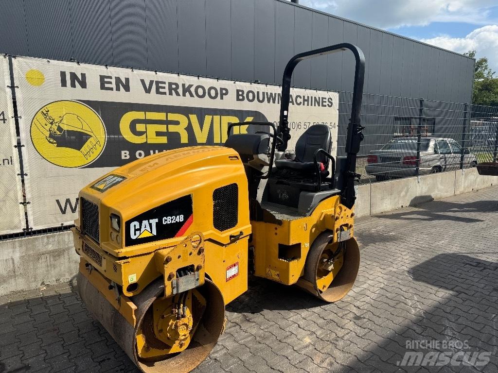 CAT CB 24 B Двойни барабанни ролки
