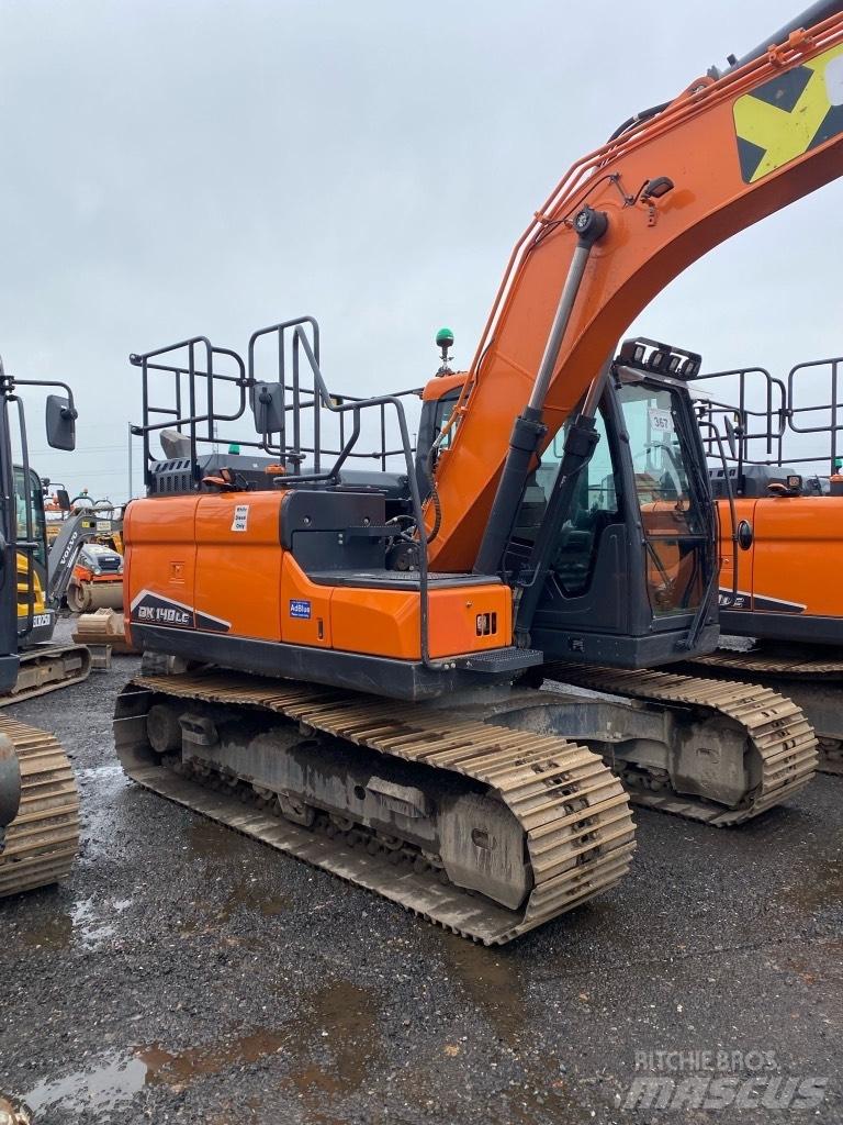 Doosan DX 140 LC Верижен екскаватор