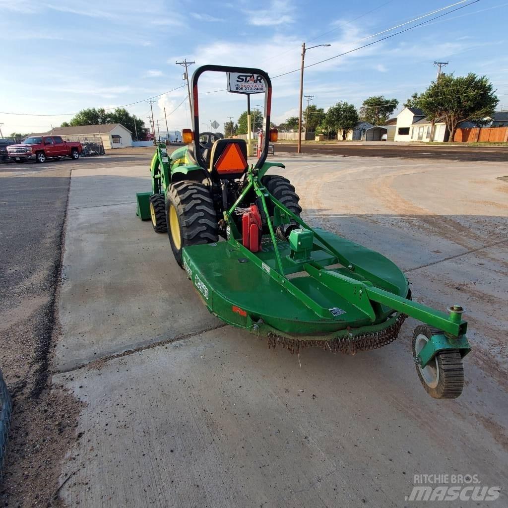 John Deere 3203 Компактни трактори