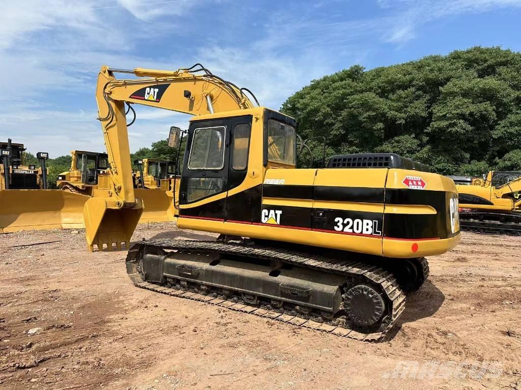 CAT 320 B Верижен екскаватор