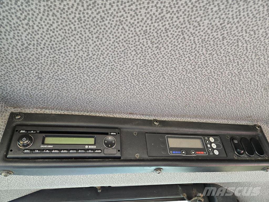 Komatsu WA200PZ-6 Колесни товарачи