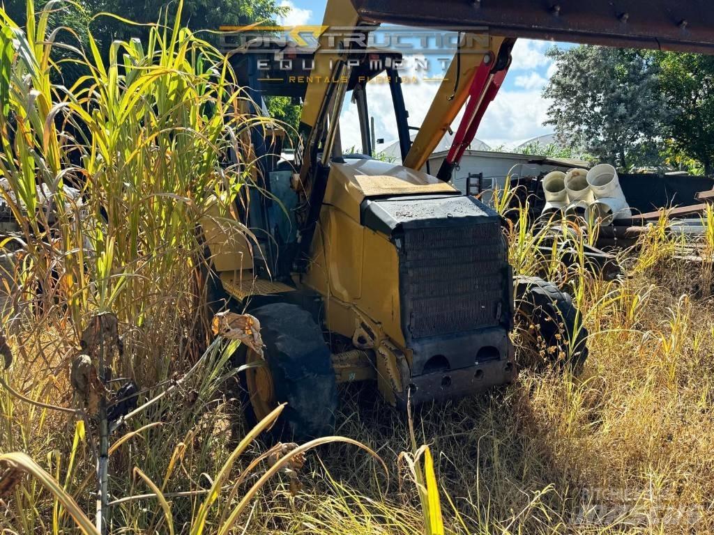 CAT 415F 2 Товарач със заден ексватор