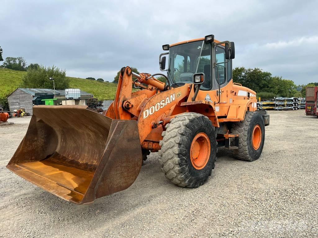 Doosan DL 200 Колесни товарачи