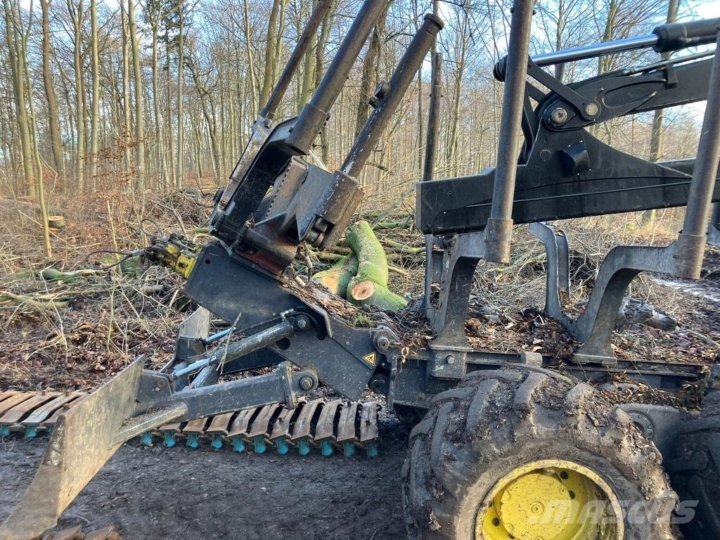 John Deere 1210 G Форуардери