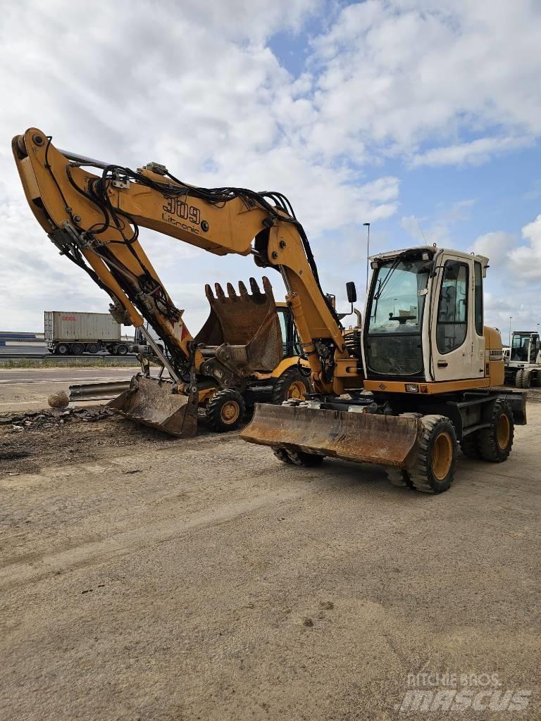 Liebherr A 309 Колесни екскаватори