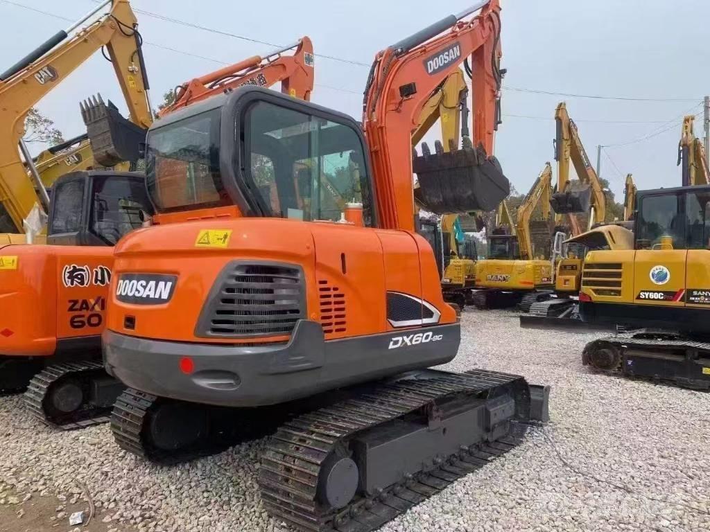 Doosan DX 60 Верижен екскаватор