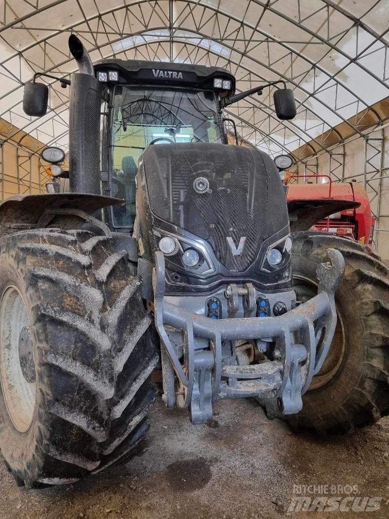 Valtra S 374 Трактори