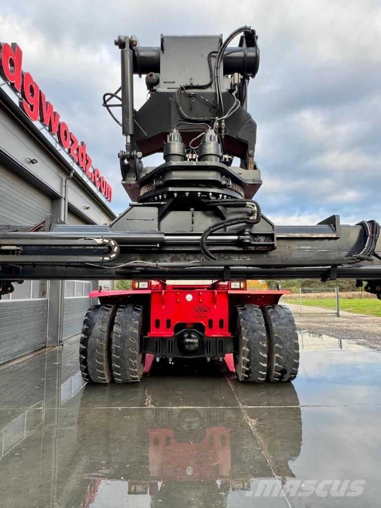 CVS Ferrari F465 Кари повдигачи на контейнери