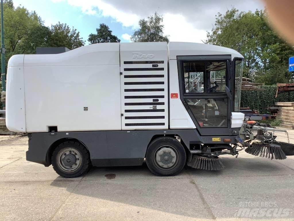 Ravo 540ST Автоматични метачки с четки