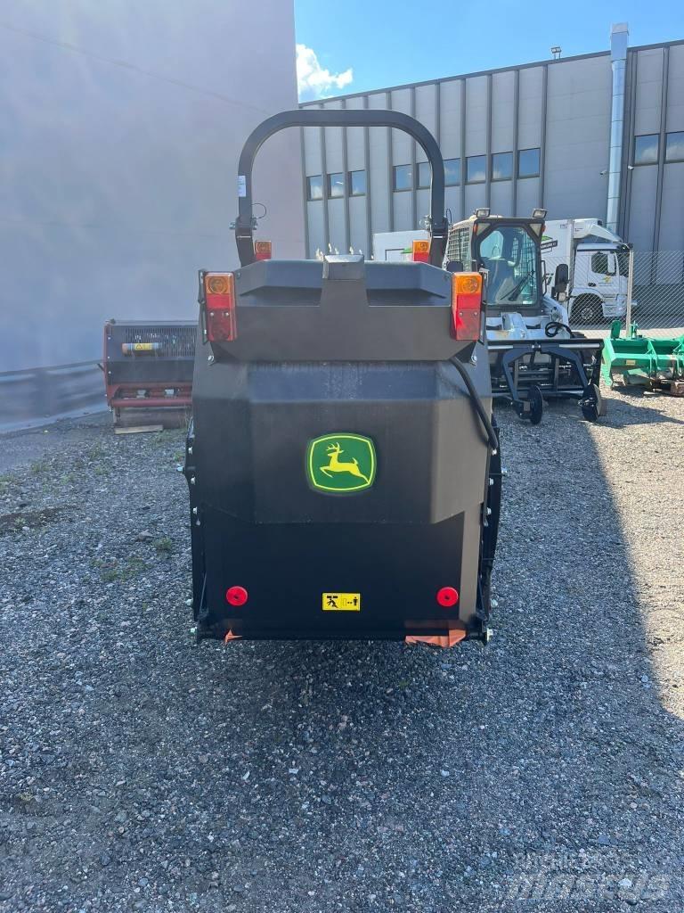 John Deere X950R Тракторни косачки
