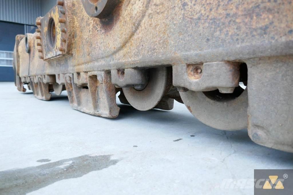 CAT 261-3082 Шаси