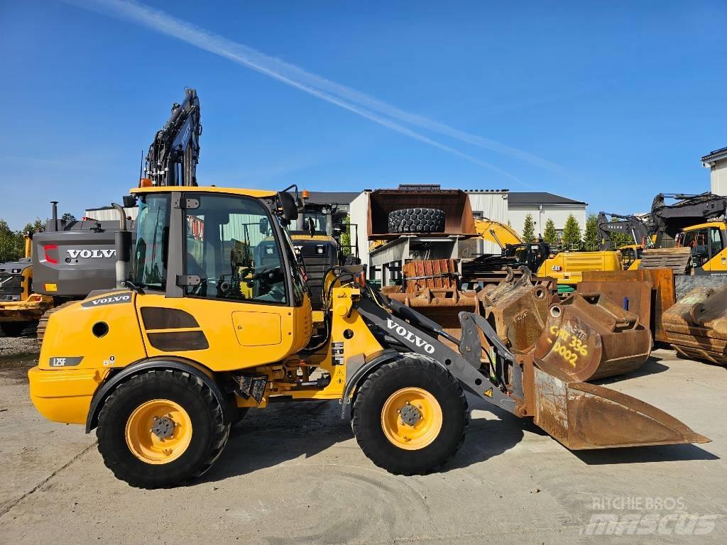 Volvo L 25 F Колесни товарачи