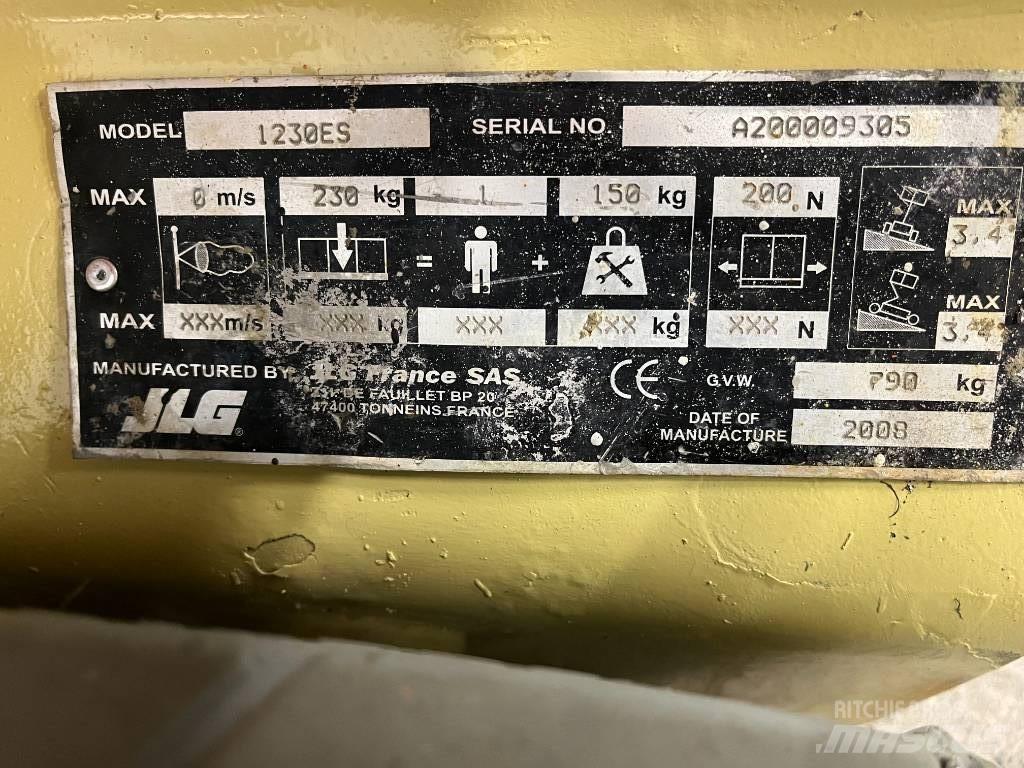 JLG 1230 ES Ножични работни платформи