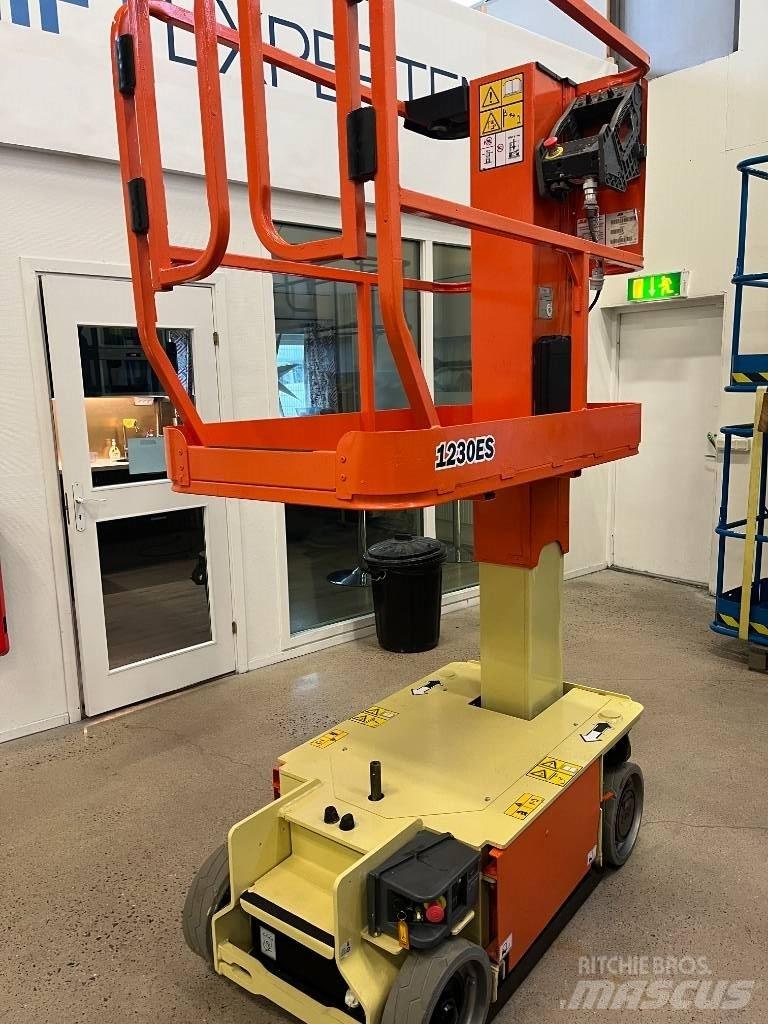 JLG 1230 ES Ножични работни платформи