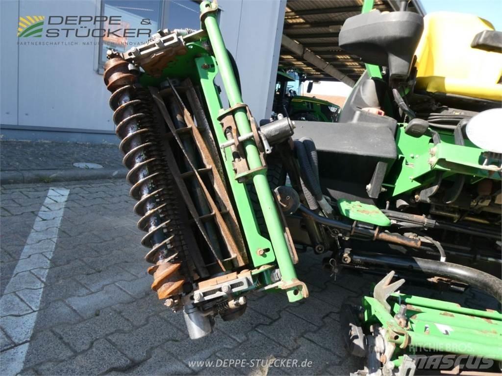 John Deere 8700 Косачки