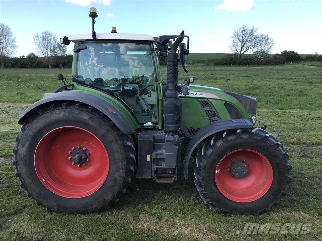 Fendt 724 Vario Трактори