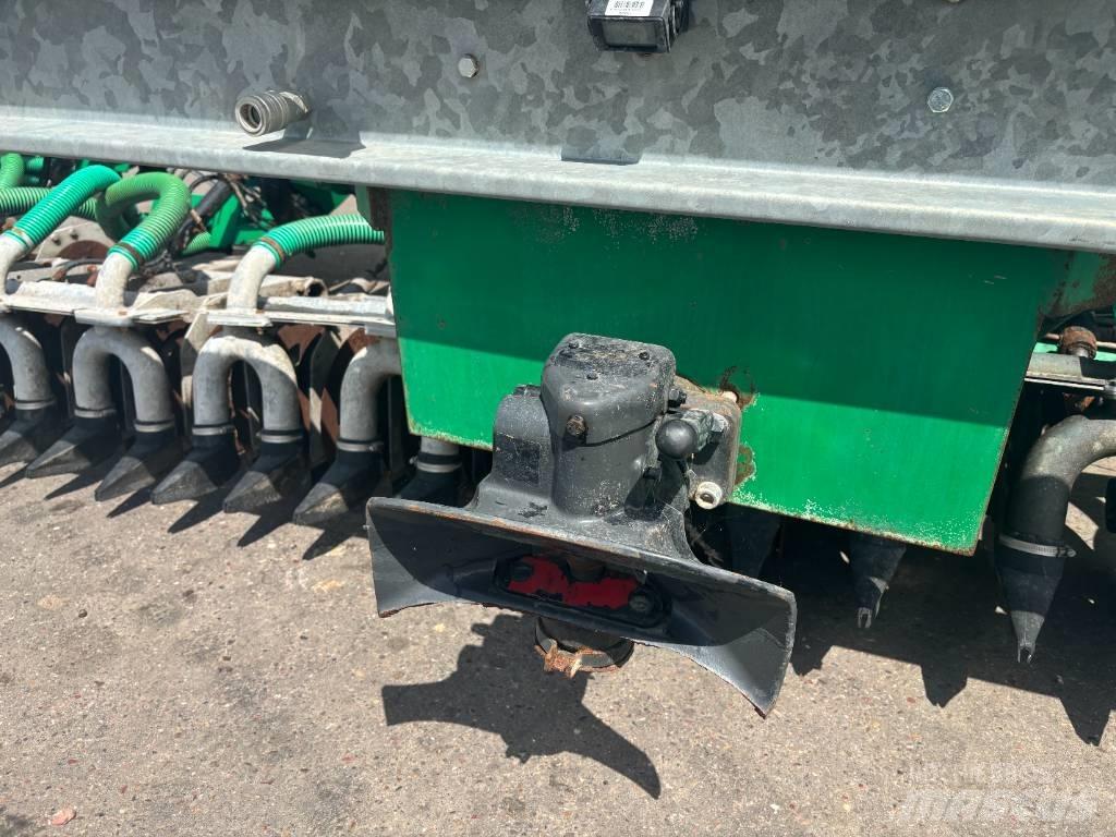 Samson TD 12 Цистерни за цимент