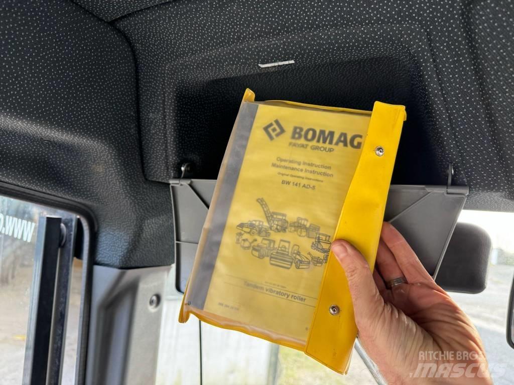 Bomag BW 141 AD-5 Двойни барабанни ролки
