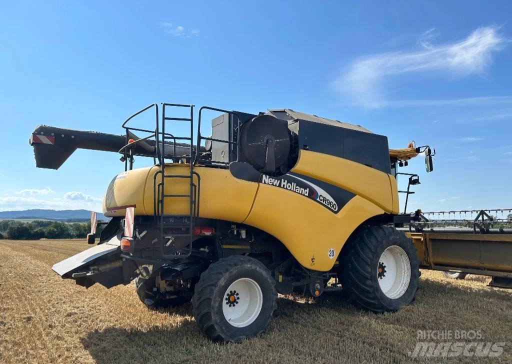 New Holland CR 960 Комбайни