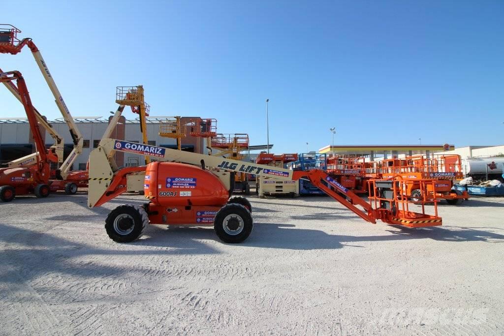 JLG 600 AJ Съчленени стрелови подемници