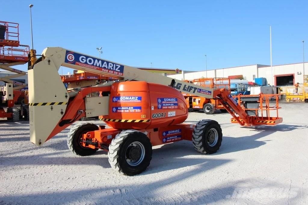 JLG 600 AJ Съчленени стрелови подемници
