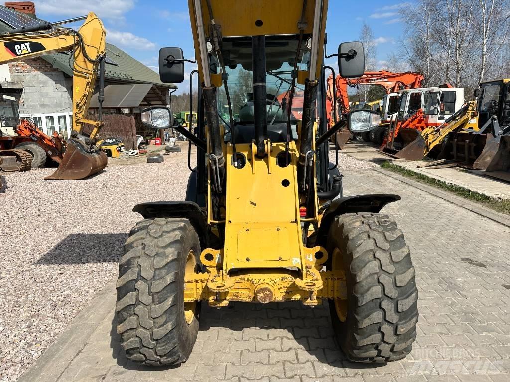 CAT 906 H 2 Колесни товарачи
