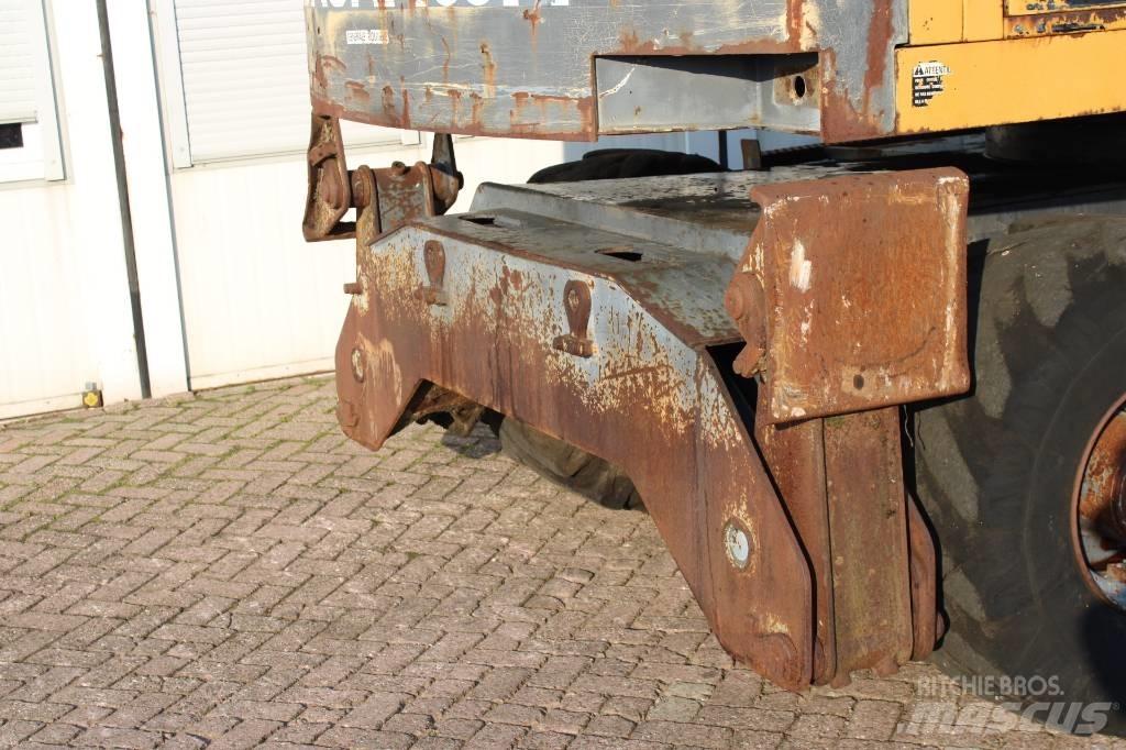 Furukawa W 630 E Колесни екскаватори