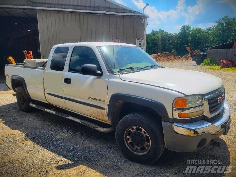 GMC 2500 HD Пикапи