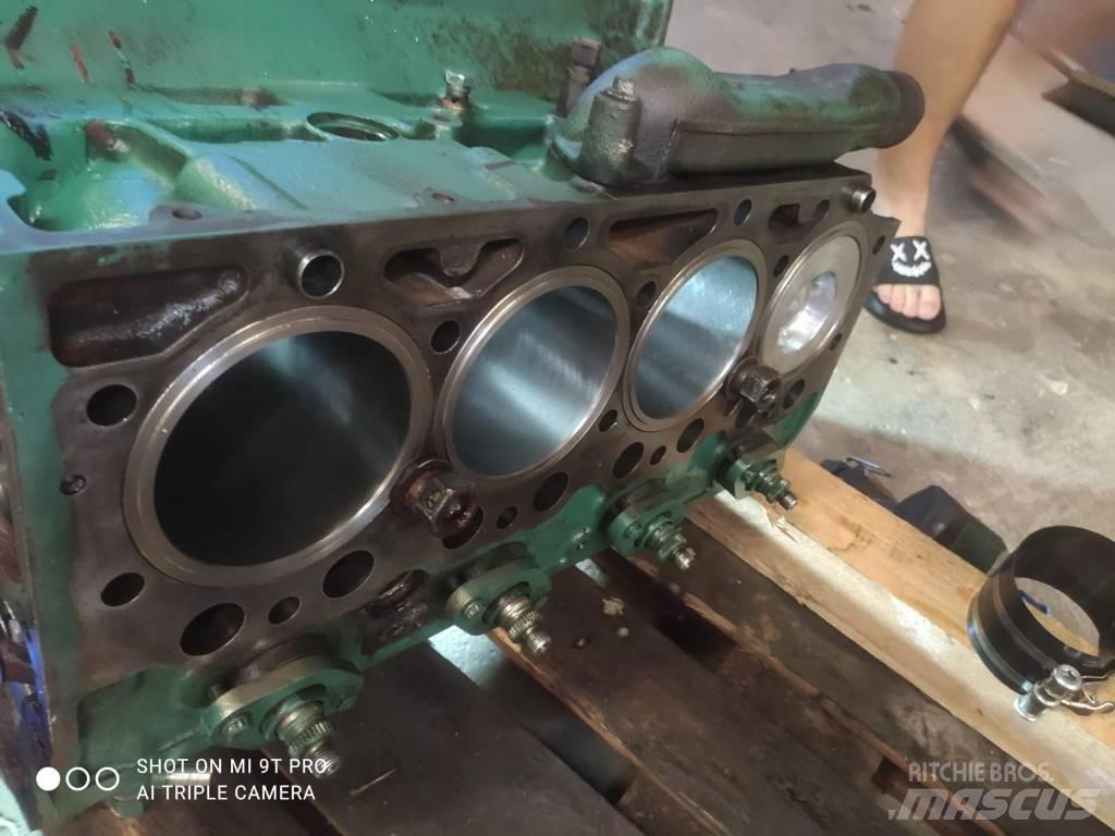 Volvo L 40 B Колесни товарачи