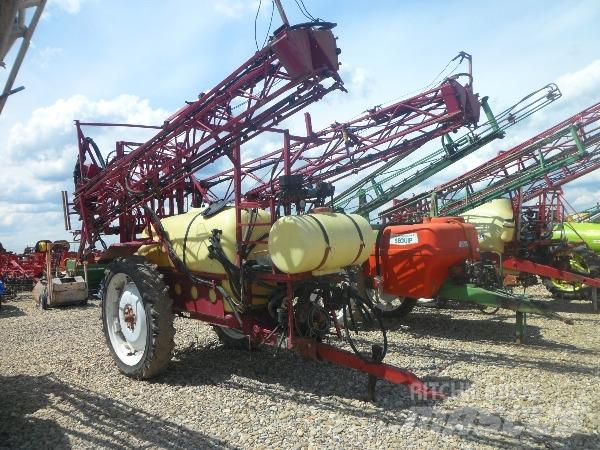 Hardi 2500 Пръскачки на торове