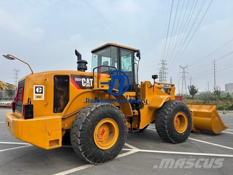 CAT 966H Колесни товарачи