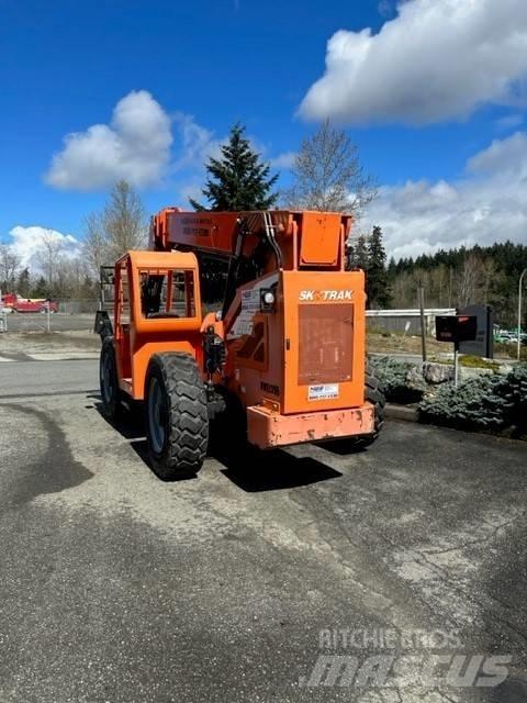 JLG 10054 Камиони за херавни местности