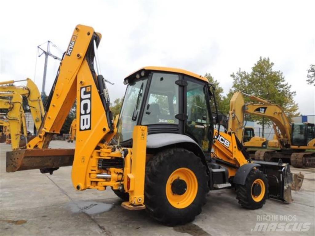 JCB 3 CX Contractor Товарач със заден ексватор