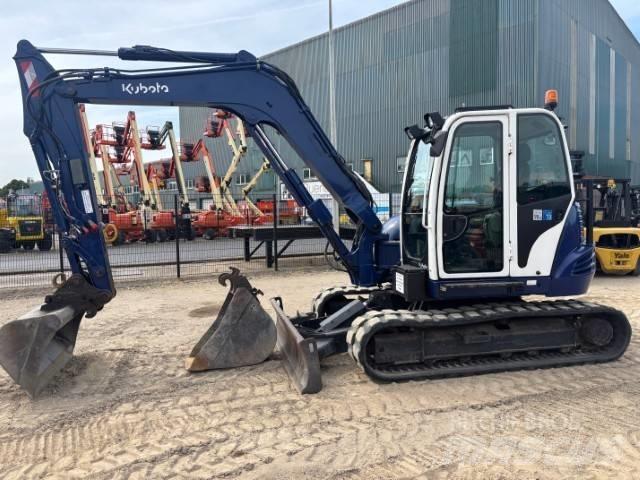 Kubota KX 080-3 Средни екскаватори 7т - 12т