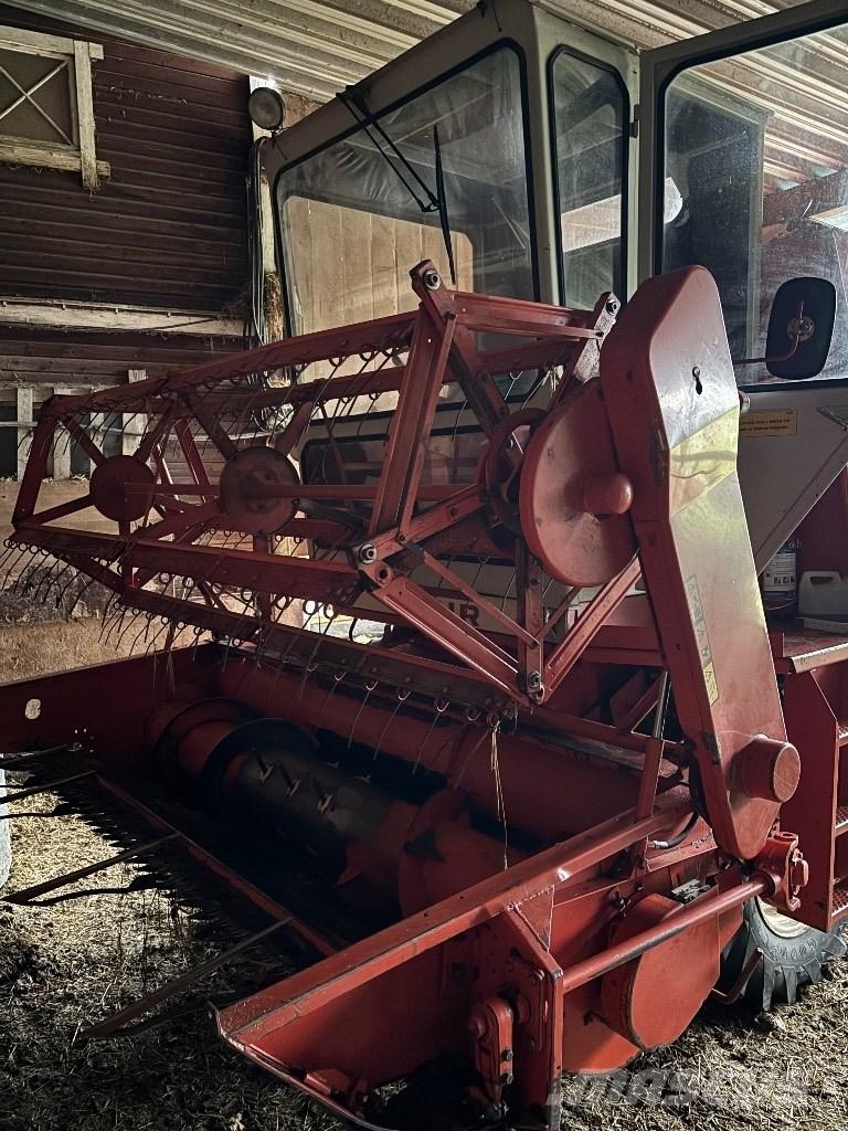 Deutz M750 Комбайни