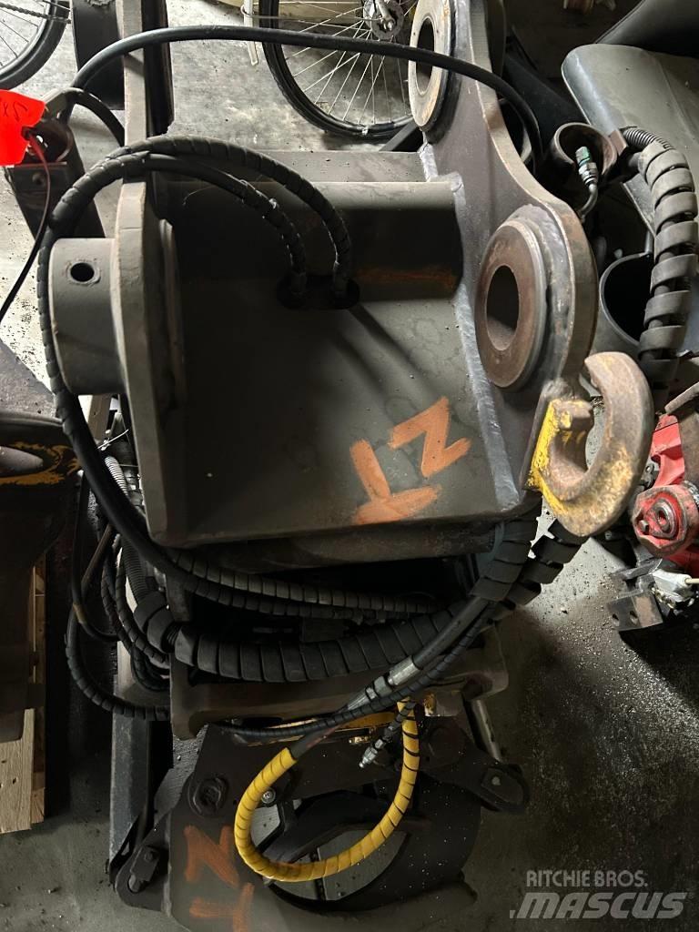 Engcon EC 214 Ротатори