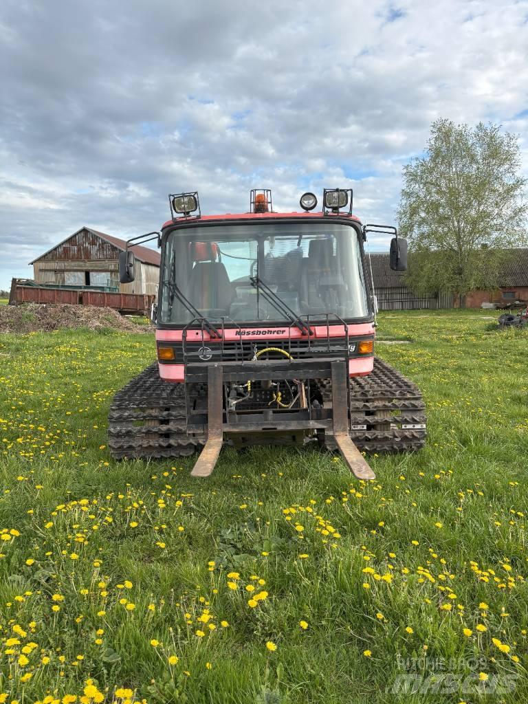  Pisten Bully 230DR Поддръжка - Други
