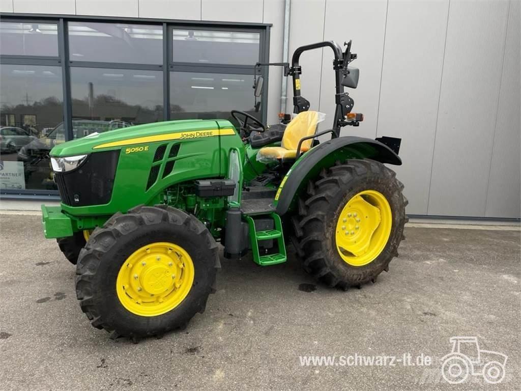 John Deere 5050E Трактори