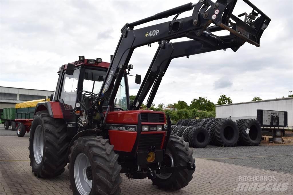 Case IH 844 A/S Трактори