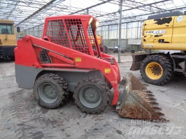 Bobcat S130 Мини товарачи
