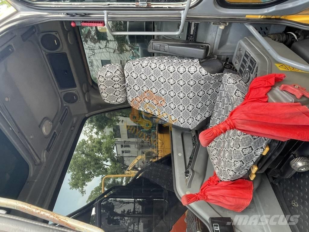 Volvo EC 200 D Верижен екскаватор