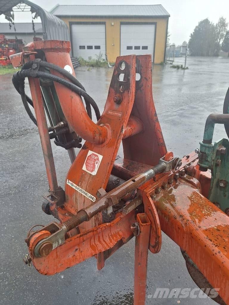 Kverneland W2 Реверсивни плугове